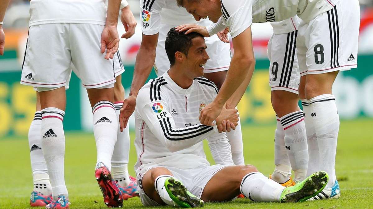 Cristiano se estrena en Riazor con un hat-trick