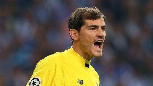 El FIFA 16 retira a Casillas y responde en Instagram