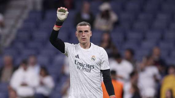 Lunin, a la espera de noticias sobre futuro en el Real Madrid