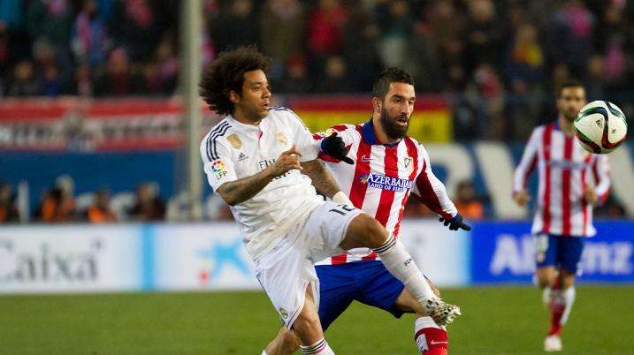 Arda Turan, duda para el derbi
