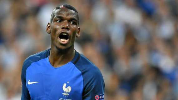 Pogba pasa el reconocimiento médico con el United