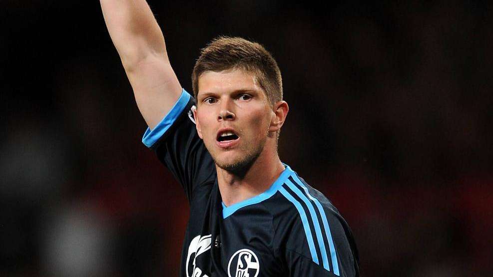 Huntelaar podría finalizar su carrera en el Schalke 04