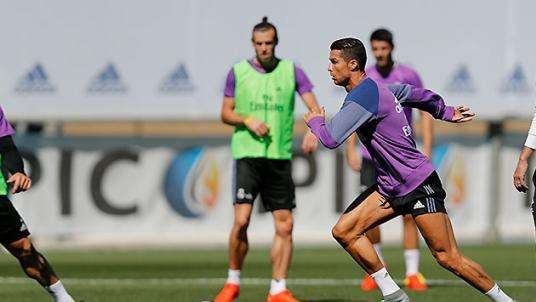 Mundo Deportivo trata de ensuciar la relación entre Cristiano y Zidane