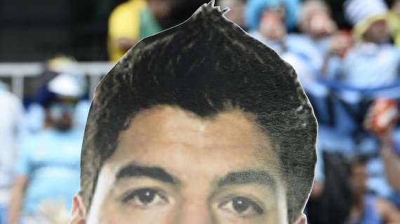 La FIFA desmiente haber prohibido las máscaras de Luis Suárez