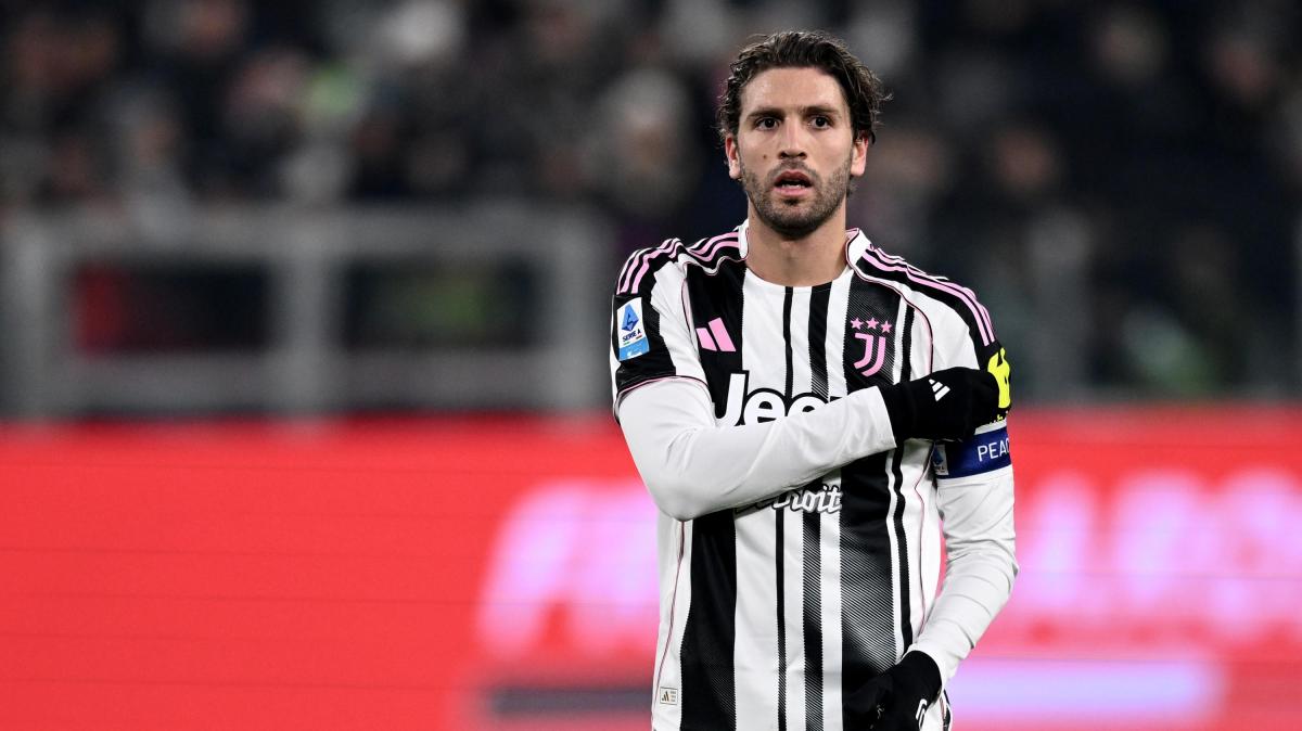 Juventus-Cagliari: Locatelli raggiunge le 200 presenze in bianconero: la nota del club