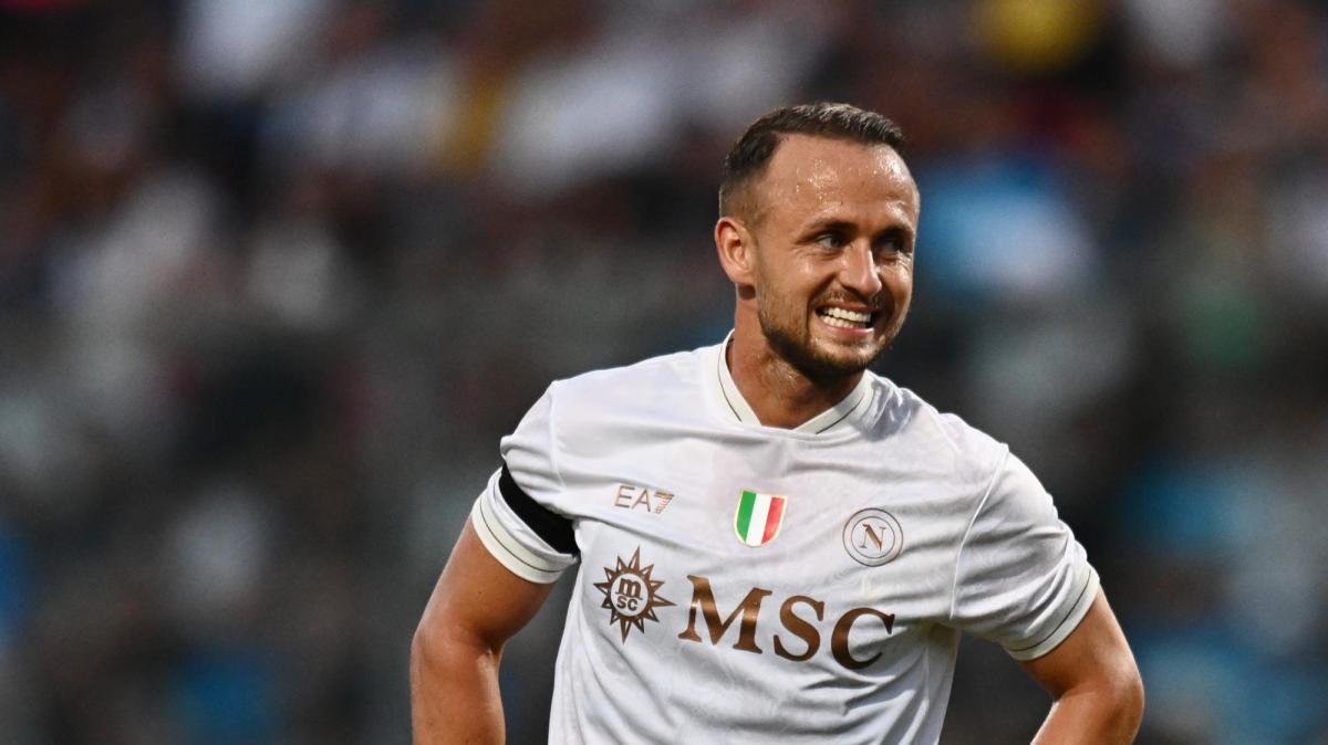 I "guai" del Napoli osservati da casa Juve: occhi su un centrocampista scontento