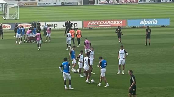 Allenamento mattutino per la Juventus, domani alle 11 l'amichevole, poi partenza per la Germania