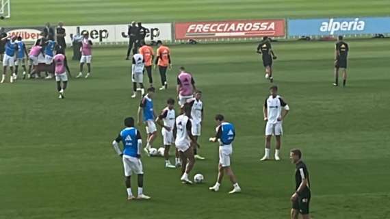 Sessione di lavoro mattutina per la Juventus alla Continassa
