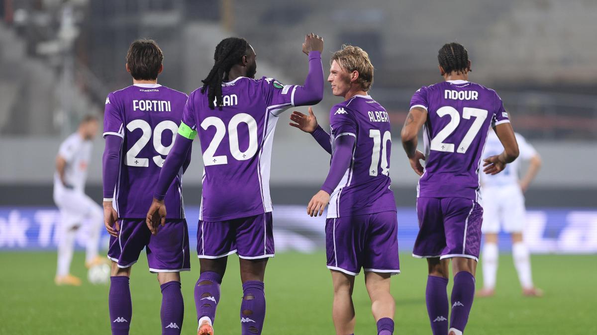 Crisi Fiorentina, squadra in ritiro fino a data da destinarsi