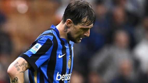Acerbi sbotta con un tifoso del PSG: "Ti sfondo di botte"