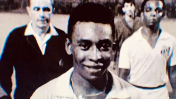 Addio a Pelè: la Juventus lo ricorda sui social con uno scatto insieme a Omar Sivori