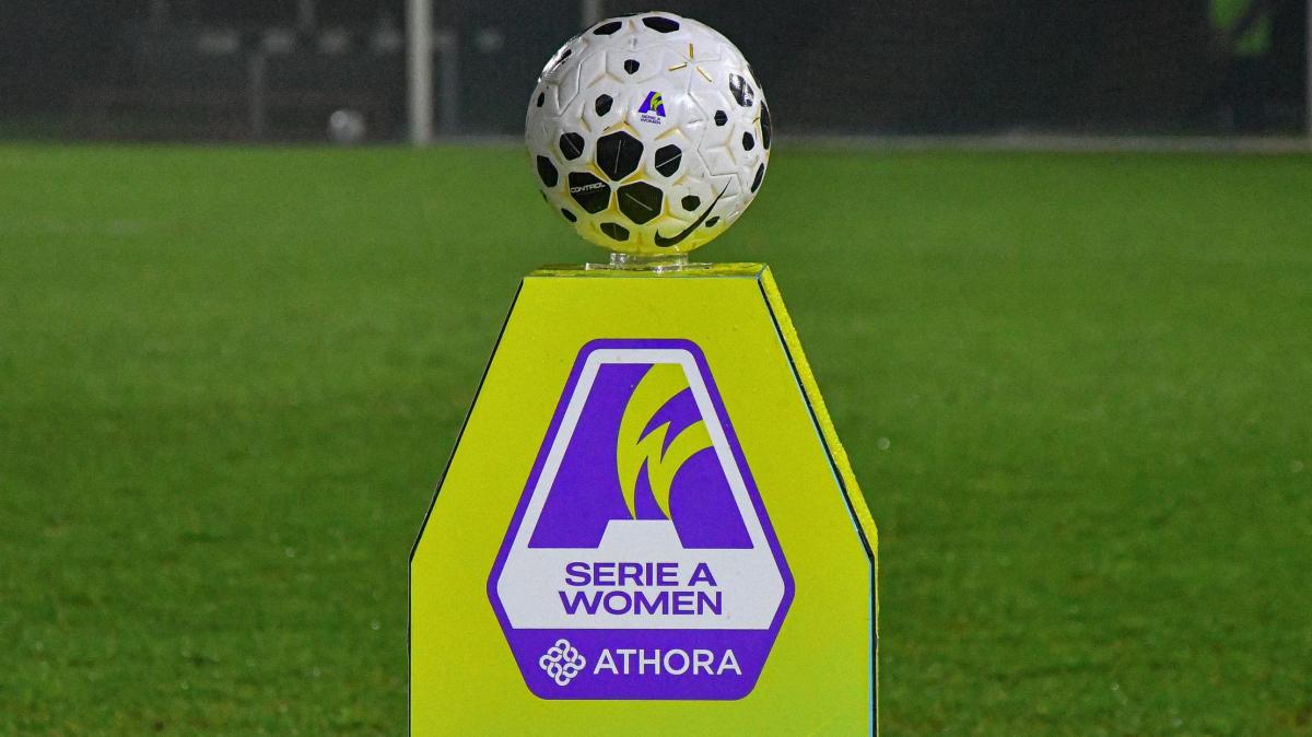 Rosso a centrocampo, Serie A Women contro la violenza di genere