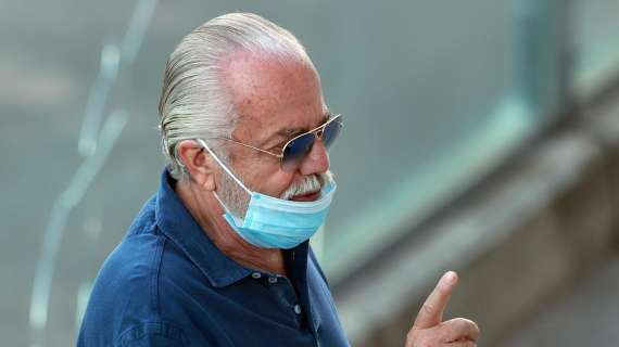 Napoli, il presidente De Laurentiis avvisa: "Siamo fuori di 220 milioni di euro"