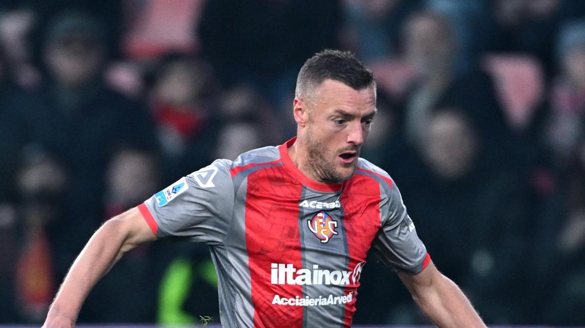 Serie A: occasione persa per la Cremonese, è 2-2 col Cagliari