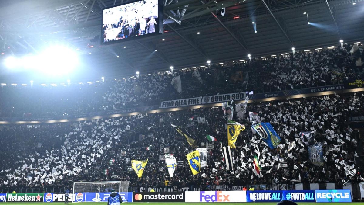 Stefano Fanelli a BN: "Ecco come sono diventato un collezionista di maglie della Juve"