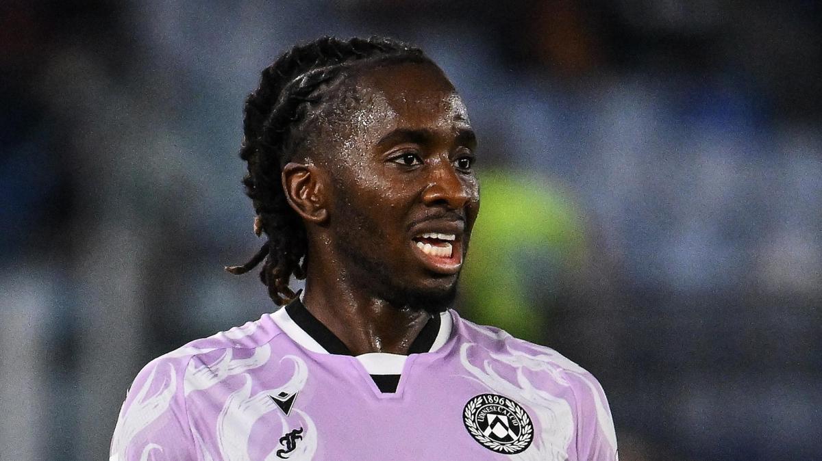 Udinese, tegola in vista della Juve: si ferma per infortunio Zemura