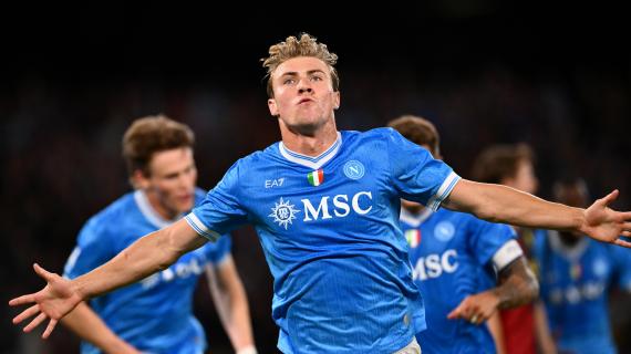 Il Napoli vince in rimonta, 2-1 al Genoa