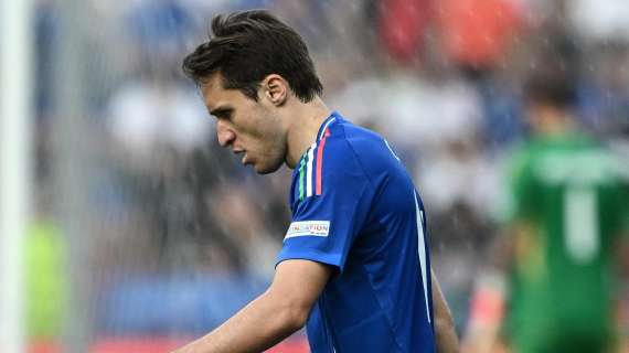 Ahi Chiesa, il Liverpool non lo porta in Asia e proverà a cederlo