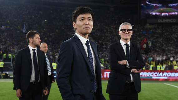 Zhang non torna in Italia, ma mette la seconda stella sui social (Foto)