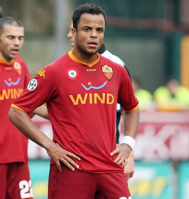 Amantino Mancini: "Quest'anno Juventus e Roma possono lottare al massimo per la Champions"