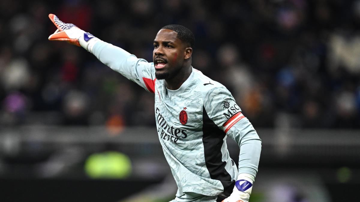 Maignan para tutto, il Milan batte 1-0 l'Inter ed è secondo. Roma sola in vetta