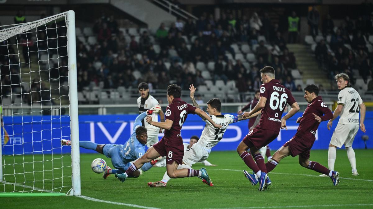 Torino, la cura D’Aversa funziona: 4-1 al Parma e granata più lontani dalla zona calda