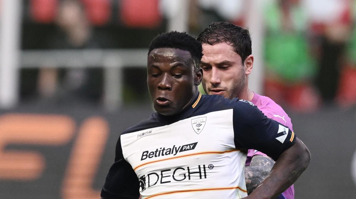 Lecce, Di Francesco recupera Banda e Veia per la sfida con la Juve