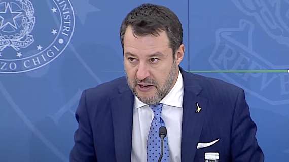 Salvini e le sponsorizzazioni legate alle scommesse: "Il gioco d'azzardo è un problema"