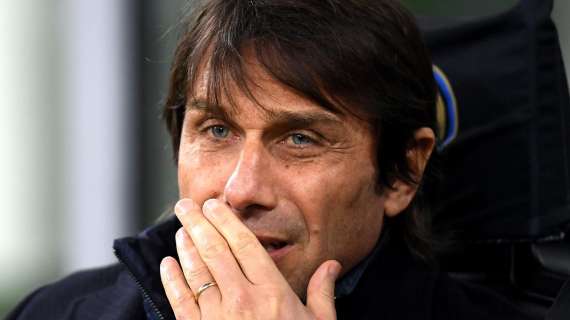 Conte: ''Napoli? Bisogna avere rispetto ed educazione. Godiamoci la serata''