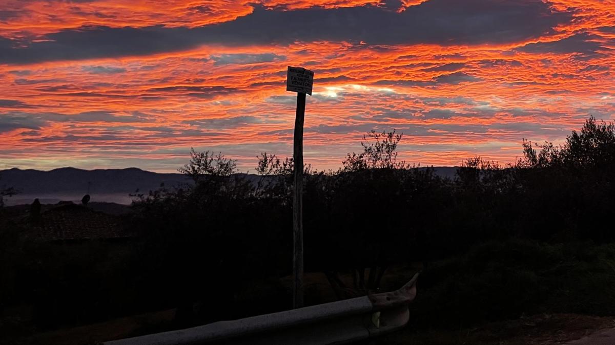 In ricordo di Ale&Ricky: Spalletti, Pessotto e due ragazzi delle giovanili depositano una corona di fiori a Vinovo