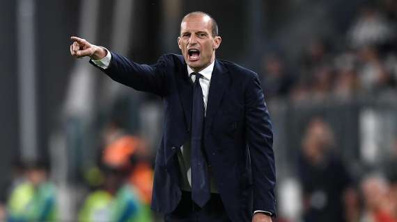 I tifosi della Juventus insistono: "Mandate via Allegri"