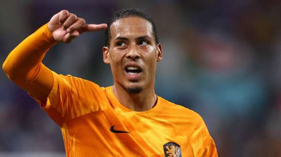 Liverpool, Van Dijk: "Potrei rinunciare ad una parte dello stipendio pur di giocare meno partite"