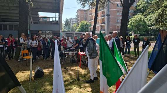 Comitato Per non dimenticare Heysel, in centinaia alla commemorazione della tragedia di Bruxelles. Bodnari: "Non dimenticheremo mai i nostri 39 angeli"