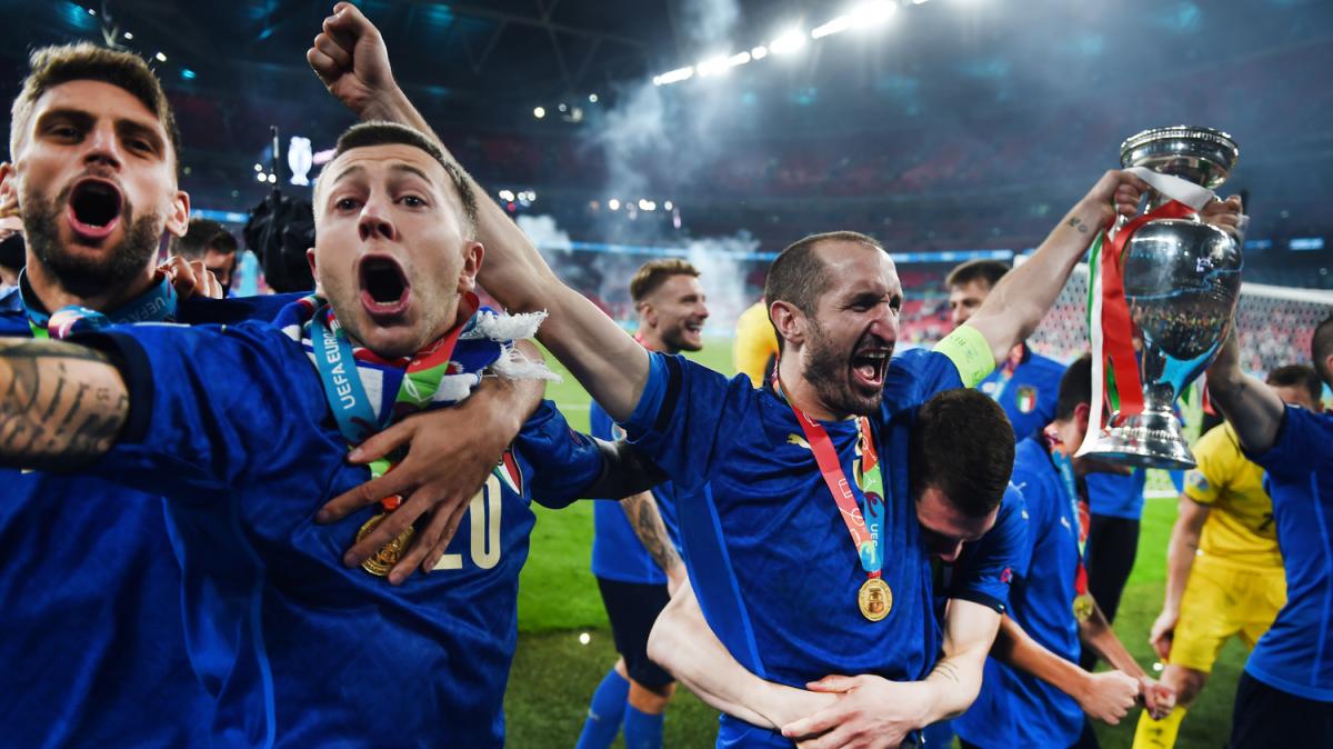 Immagine strip Primo piano n.1