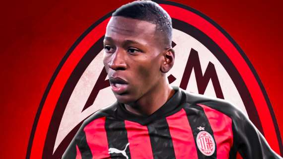 Ufficiale, Pervis Estupinan è un giocatore del Milan