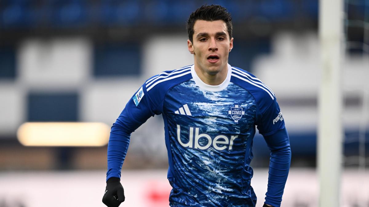 Como in apprensione per Douvikas, rischia di saltare la Juventus