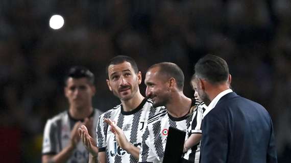 Chiellini:"Per me è molto doloroso, è difficile stare lontano dalla squadra”
