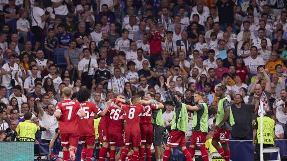 Juve-Stoccarda, i tifosi tedeschi sono solidali con l'Emilia-Romagna: lo striscione è toccante | FOTO