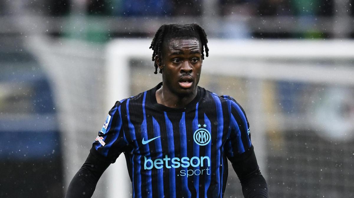 Il campionato dell'Inter riparte senza Bisseck, non ci sarà contro Roma e Como