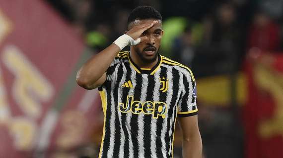 Borussia-Juventus, finisce la partita di Bremer: dentro Rugani