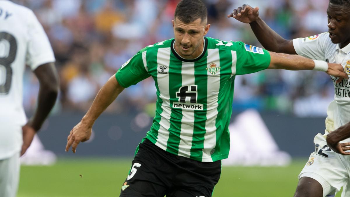 Romano: "Guido Rodriguez opzione di riserva della Juve, i bianconeri possono prenderlo quando vogliono"