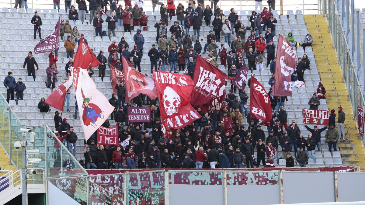 Il Torino scalda l'ambiente in vista del derby: martedì allenamento a porte aperte