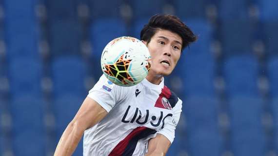 Lesione al bicipite femorale per Tomiyasu: stagione finita per il giapponese