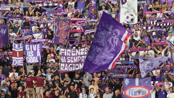Fiorentina, i tifosi scioperano: contro il Bologna curve vuote per i primi 45'