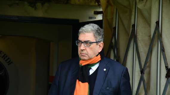 Avellino, Perinetti: "Capuano dovrebbe pensare al Taranto, non a noi"