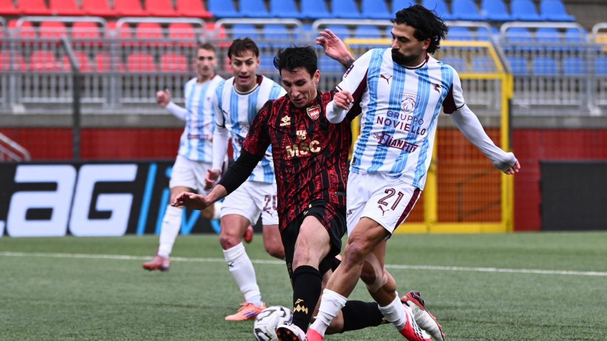 Salernitana, accolto il ricorso: ridotta la squalifica di Carriero