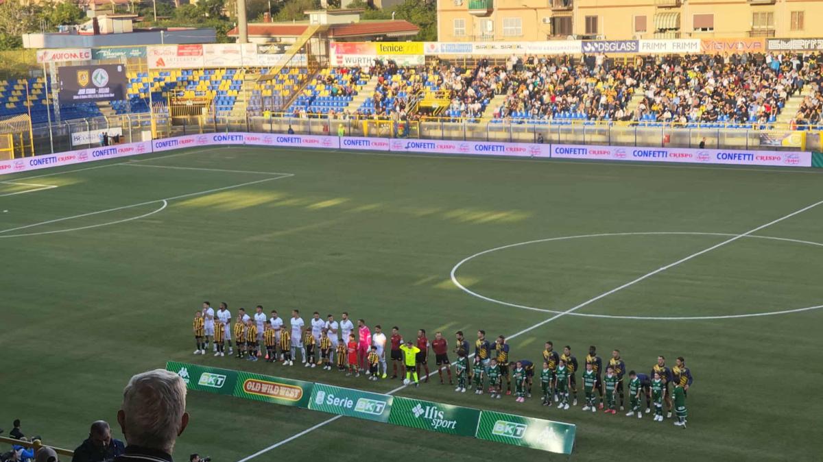 A Castellammare i Lupi, assai deludenti, soccombono senza attenuanti