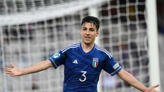 Gioia a Serino per il gol del nazionale Parisi
