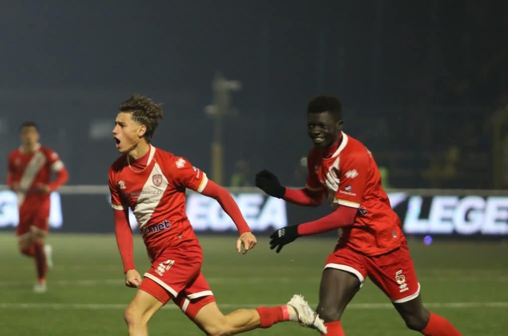 Giugliano-Altamura 0-1: Mogentale  regala , tre punti d’oro