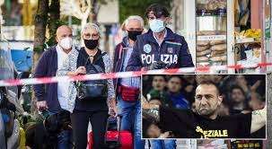 Sparatoria con la polizia a Napoli, muore un 17enne. Arrestato il figlio di “Genny la carogna"